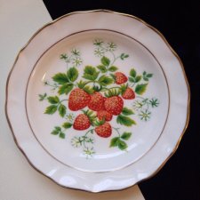 DUCHESS ❀ڿڰۣ❀ Poziomki ❀ڿڰۣ❀ Talerzyk ❀ڿڰۣ❀