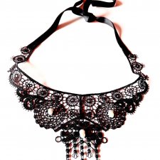 Victorian czarny choker koronka frywolitka z perłami