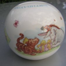 Royal  Doulton Winnie the    Pooh     Disney    A Birthdayish sort of Day