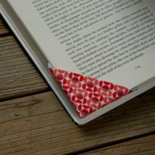 2 zakładki narożne do książek  - Czerwone wzorki / Na zamówienie