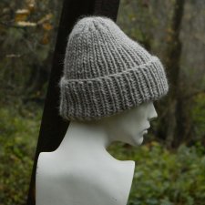 * 100% WOOL * UNISEX * BEŻOWA WYWIJANA CZAPA