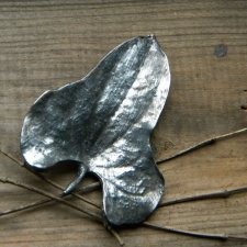 duży srebrny liść -broszka