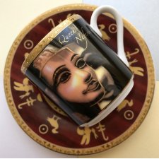 LIMOGES PATE ET EMAIL ❀ڿڰۣ❀ Queen Nefertiti ❀ڿڰۣ❀ Wyjątkowa na małą kawę ❀ڿڰۣ❀ MARKOWA PORCELANA, SYGNOWANA