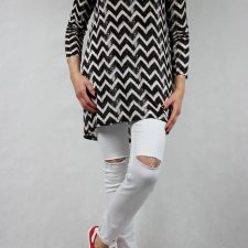 Bluzka z dekoltem na plechach marki Gina Tricot