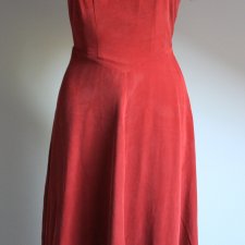 Jedwabna Laura Ashley