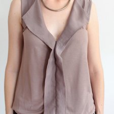 ELEGANCKA Kakaowa bluzka WAREHOUSE