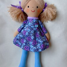 Szmaciana lala Ala w sukience w kwiatki