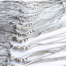 Elegancka szarość szal