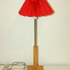 Lampka stojaca skandynawska