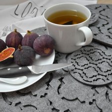 sześć podkładek filcowych w kształcie koła z marokańskim wzorem