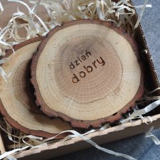 Zestaw prezentowy - podkładki dębowe pod kubek, drewniane