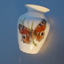 BUTTERFLIES  1982       Royal Worcester