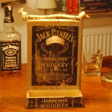 Otwieracz barowy - ścienny Jack Daniels