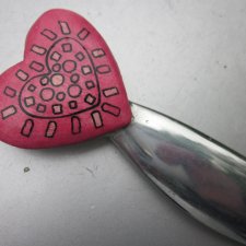 Love Love aluminium i  ręcznie  malowane  drewno -hand made nożyk do listów