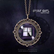 Star Girl i Pełnia Księżyca - cat