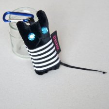 brelok kot , czarny kotek w paski, cyrkonie