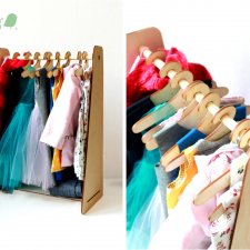 Szafa na ciuchy, 8 wieszaczków - Rafineria Cukru