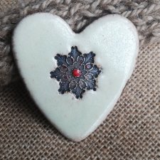 Serce ceramiczne magnes - unikatowy wzór - serce mandala w duchu Wabi-Sabi - wyjątkowy prezent na Walentynki - ceramika GAIA