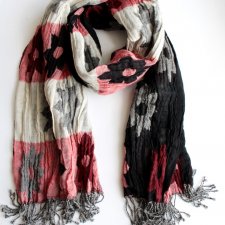 Exclusive wool scarf KAPRE