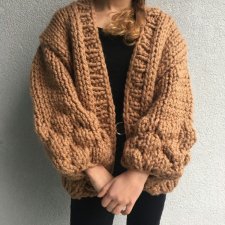 KARMEL II sweter wykonany ręcznie HANDMADE