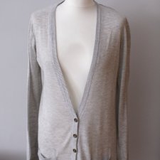 Boyfriend  z guzikami