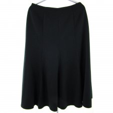 rozkloszowana spódnica