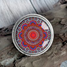 broszka red mandala