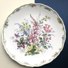 Royal Albert ❀ڿڰۣ❀ The Country Bouquet Collection - Dawns Glory