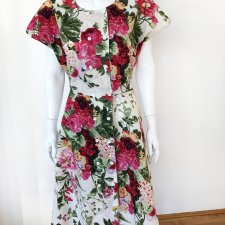 sukienka w kwiaty vintage