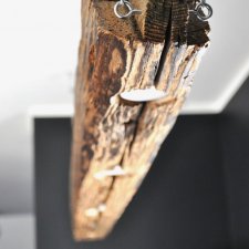 Lampa z belki drewnianej loft