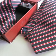 100 % silk -hand made -  krawat spinki poszetka -nowe w oryginalnym opakowaniu jedwab