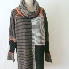 BEST CONNECTIONS* - SWETER