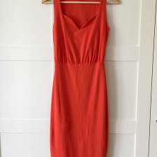 Czerwona ołówkowa sukienka ASOS, 38