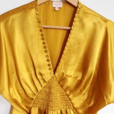 EXCLUSIVE 100% silk WHISTLES top