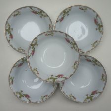 Różyczki w salaterce