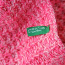 RÓŻOWY SWETER BENETTON