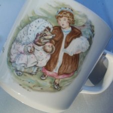 Wedgwood mrs. tiggy - winkle  wedgwood of etruria &Barlaston  beatrix potter designs