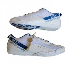 Białe Adidasy Skóra 40 z USA
