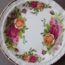 Royal Albert 1962 Old Country Roses