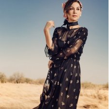 urocza sukienka Zara