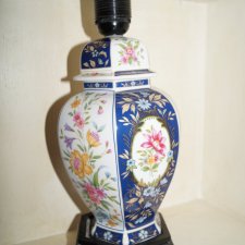 Porcelanowa lampa