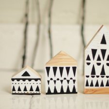 Komplet 3 szt - drewniane domki ręcznie malowane - skandynawskie