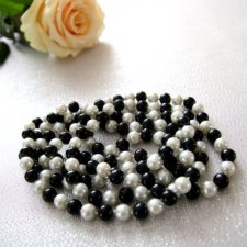 czarno-białe perły