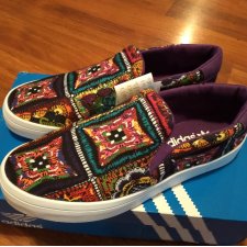 Adidas  courtvantage slip