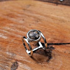 Srebrny pierścionek 925 z naturalnym jaspisem. Podwójna obrączka , ręcznie robiony pierścionek. Naturalny kamień.