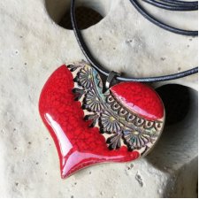 Czerwony naszyjnik GORĄCE SERCE -  unikatowy naszyjnik idealny na prezent walentynkowy dla kobiety - czerwone serce ceramiczne - GAIA ceramika