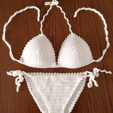 Szydełkowe bikini białe M