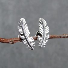 Mini silver feathers