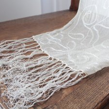 artystyczny SZAL HAFTY ECRU vintage