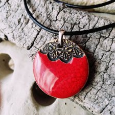 Czerwony naszyjnik ORNAMENT - wisior ceramiczny ⌀ 3 cm - stylowy prezent dla kobiety -  wisiorek ceramiczny srebro rzemień - biżuteria autorska GAIA